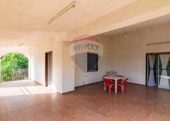 Terrazza - Villa C.DA SCOLARO CISTERNE
 
snc, Adrano - foto 5