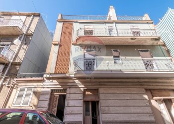 Edificio all\'aperto - Casa semi indipendente via palestro
 
51, Grammichele - foto 32