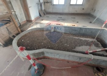 Dettagli - Stabile - Palazzo via Regina Margherita
5/7, Randazzo - foto 8