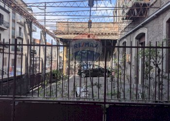 Balcone - Stabile - Palazzo via Regina Margherita
5/7, Randazzo - foto 30