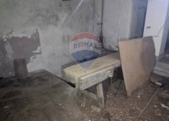 Dettagli - Stabile - Palazzo via Regina Margherita
5/7, Randazzo - foto 36