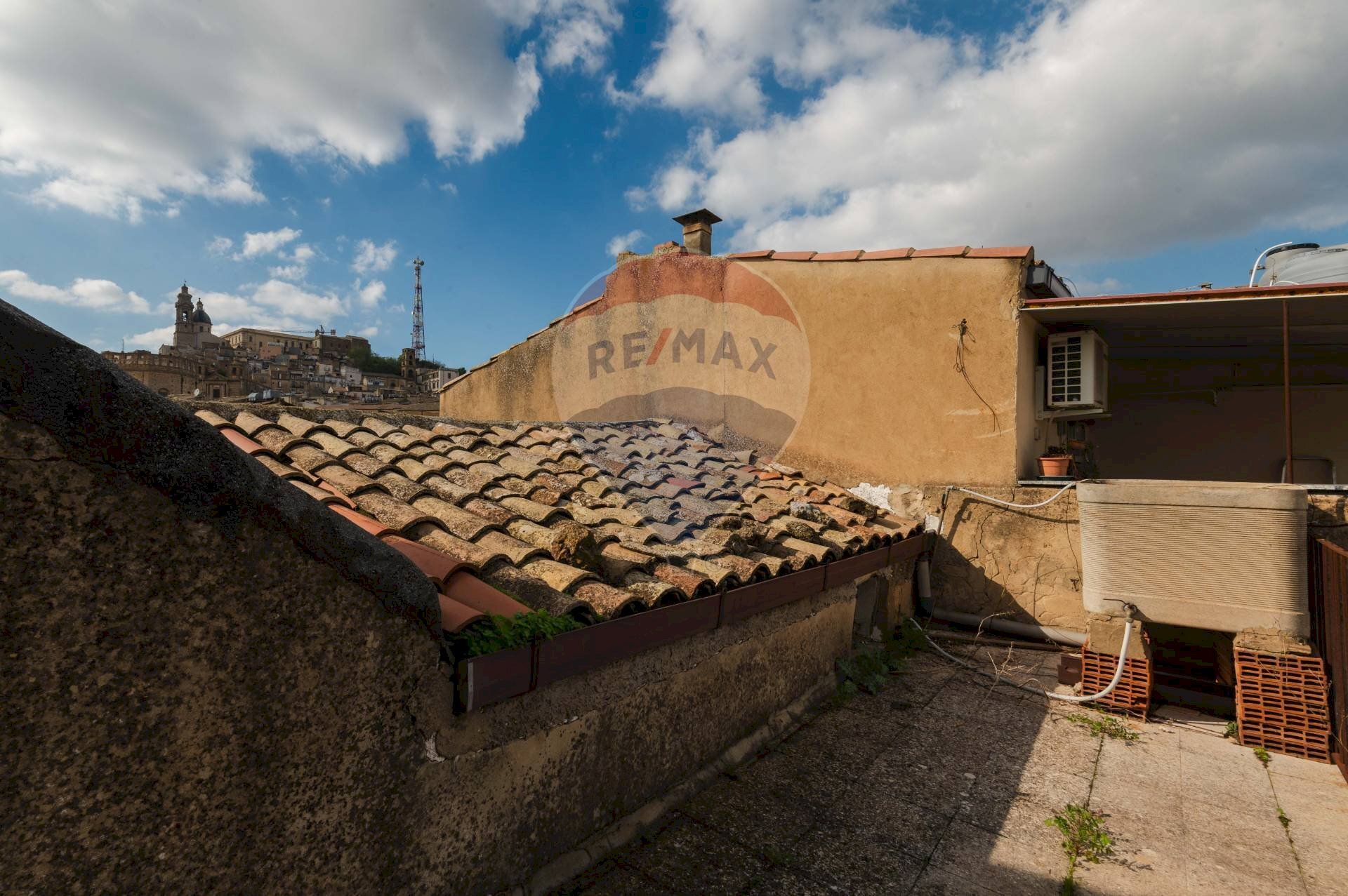 Vista delle montagne - Casa indipendente Via La Mendola
26, Caltagirone - foto 3