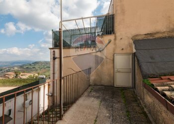 Terrazza - Casa indipendente Via La Mendola
 
26, Caltagirone - foto 21