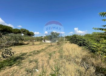 Vista delle montagne - Terreno edificabile Via Raimondo
14, Caltagirone - foto 11