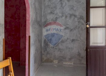 Stanza vuota - Trilocale Via Acquicella
 
44, Catania - foto 6