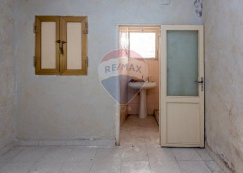 Bagno - Trilocale Via Acquicella
 
44, Catania - foto 8