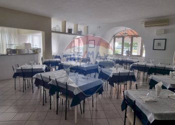 Sala da pranzo - Locale Commerciale CONTRADA COZZO FILONERO
 
SNC, Augusta - foto 6