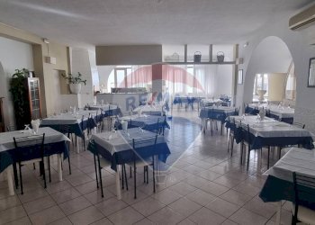 Sala da pranzo - Locale Commerciale CONTRADA COZZO FILONERO
 
SNC, Augusta - foto 7