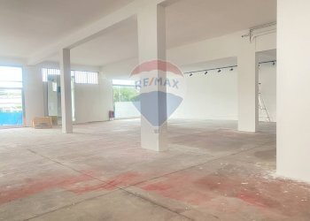 Parcheggio - Locale Commerciale via delle Olimpiadi
 
18, Catania - foto 11