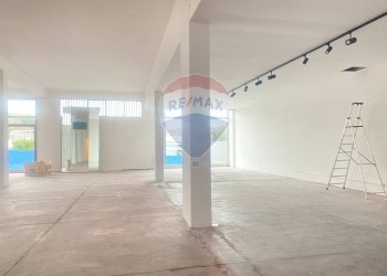 Parcheggio - Locale Commerciale via delle Olimpiadi
 
18, Catania - foto 12