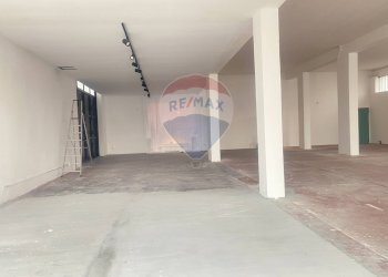 Parcheggio - Locale Commerciale via delle Olimpiadi
 
18, Catania - foto 16