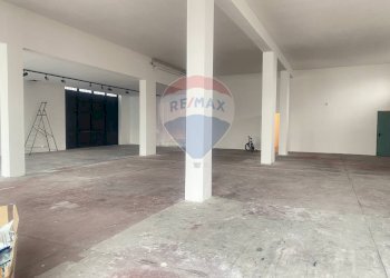 Parcheggio - Locale Commerciale via delle Olimpiadi
 
18, Catania - foto 17