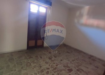 Stanza vuota - Casa indipendente via De Luca Giulia
 
54, Paterno - foto 21