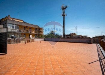 Terrazza - Appartamento Via Libertà
 
44, Aci Catena - foto 2