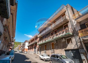 Edificio all\'aperto - Appartamento Via Libertà
 
44, Aci Catena - foto 39