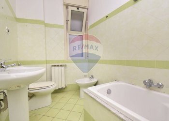 Bagno - Quadrilocale Via Francesco Crispi
 
125, Catania - foto 25