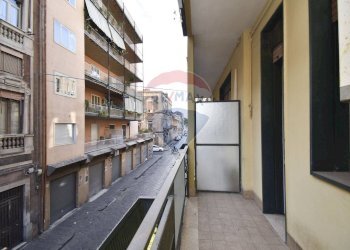 Balcone - Quadrilocale Via Francesco Crispi
 
125, Catania - foto 32
