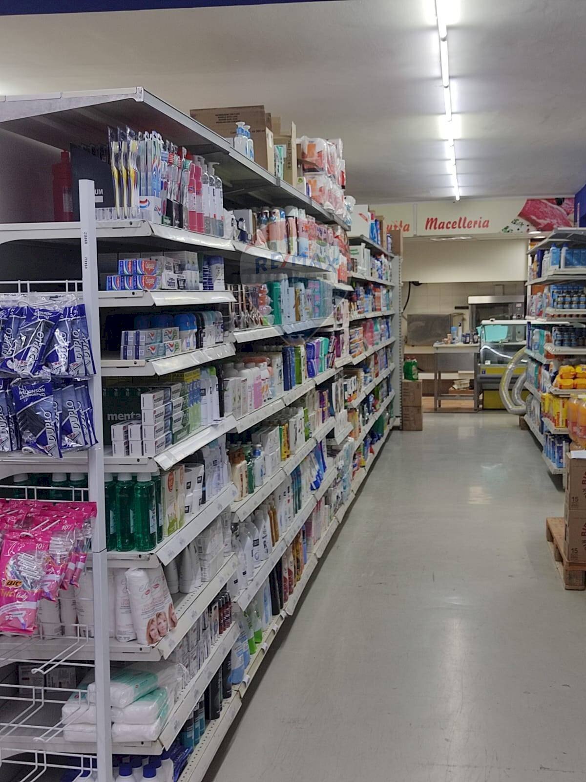 Dispensa di stoccaggio - Locale Commerciale Via Acquanuova
 
173, Caltagirone - foto 2