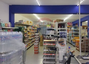 Dispensa di stoccaggio - Locale Commerciale Via Acquanuova
 
173, Caltagirone - foto 1