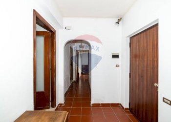 Hall / corridoio - Quadrilocale Via Riccardo Quartararo
 
10, Catania - foto 7