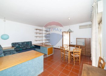 Sala da pranzo - Quadrilocale Via Riccardo Quartararo
 
10, Catania - foto 17