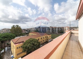 Balcone - Quadrilocale Via Riccardo Quartararo
 
10, Catania - foto 29