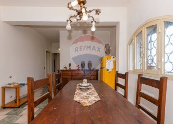 Sala da pranzo - Villa Via Madonna del Piano
 
110, Grammichele - foto 9