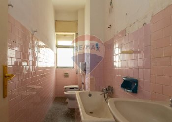 Bagno - Trilocale Via Nizzeti
 
18, Valverde - foto 6