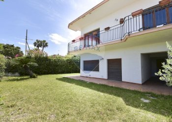 Casa all\'aperto - Villa Contrada Agnone Baia del Riccio
 
s.n.c., Augusta - foto 25