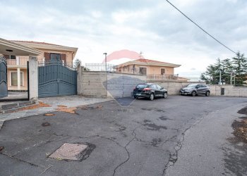 Casa all\'aperto - Villa via vaccarini
 
19, Mascalucia - foto 33