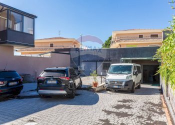 Parcheggio - Locale Commerciale Via Empedocle
 
3, Mascalucia - foto 2