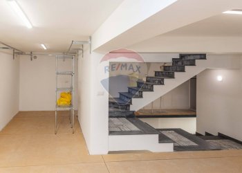 Scale - Locale Commerciale Via Empedocle
 
3, Mascalucia - foto 30