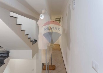 Scale - Locale Commerciale Via Empedocle
 
3, Mascalucia - foto 32