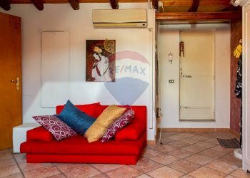 Soggiorno - Trilocale via Dafni
 
2, Aci Catena - foto 2