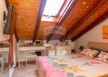 Camera / camera da letto - Trilocale via Dafni
 
2, Aci Catena - foto 14