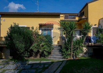 Casa all\'aperto - Villa VIA SEBASTIANO CATANIA, Catania - foto 2