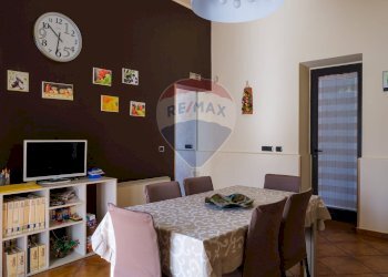 Sala da pranzo - Villa VIA SEBASTIANO CATANIA, Catania - foto 4