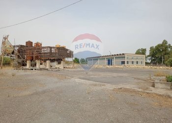 Edificio all\'aperto - Locale Commerciale Strada Provinciale 106
 
snc, Belpasso - foto 23