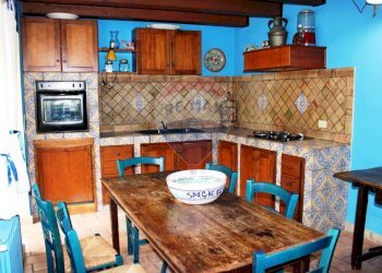 Cucina - Casa indipendente via Castello Maniace, Siracusa - foto 14