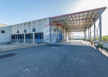 Edificio all\'aperto - Capannone Leonardo coop
 
SNC, Mineo - foto 5