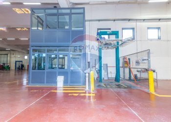 Edificio all\'aperto - Capannone Leonardo coop
 
SNC, Mineo - foto 11