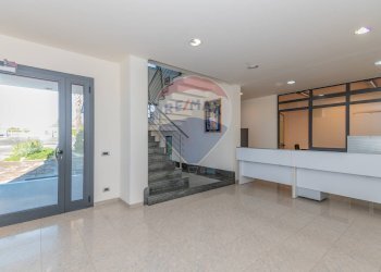 Ricezione / Lobby - Capannone Leonardo coop
 
SNC, Mineo - foto 15