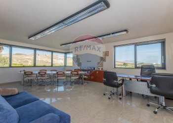 Ufficio - Capannone Leonardo coop
 
SNC, Mineo - foto 19
