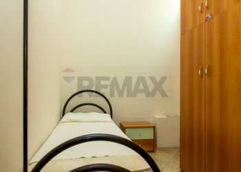 Camera / camera da letto - Quadrilocale Via Amerigo Vespucci
 
85, Paterno - foto 7