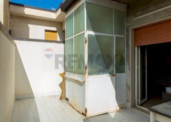 Terrazza - Quadrilocale Via Amerigo Vespucci
 
85, Paterno - foto 18