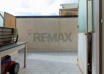 Balcone - Quadrilocale Via Amerigo Vespucci
 
85, Paterno - foto 19