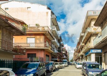 Edificio all\'aperto - Quadrilocale Via Amerigo Vespucci
 
85, Paterno - foto 24