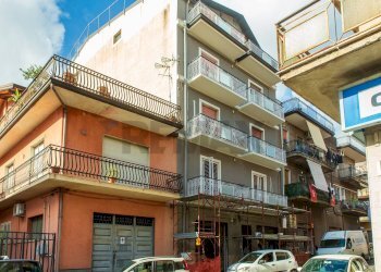 Edificio all\'aperto - Quadrilocale Via Amerigo Vespucci
 
85, Paterno - foto 25