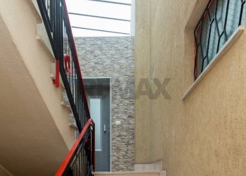 Edificio all\'aperto - Quadrilocale Via Amerigo Vespucci
 
85, Paterno - foto 30