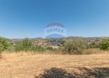 Vista delle montagne - Terreno edificabile Via Pio La Torre
 
snc, Mirabella Imbaccari - foto 8